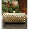 Goldene und silberne Zari Clutch