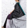 Sari en soie ikat tissé à la main noir et gris